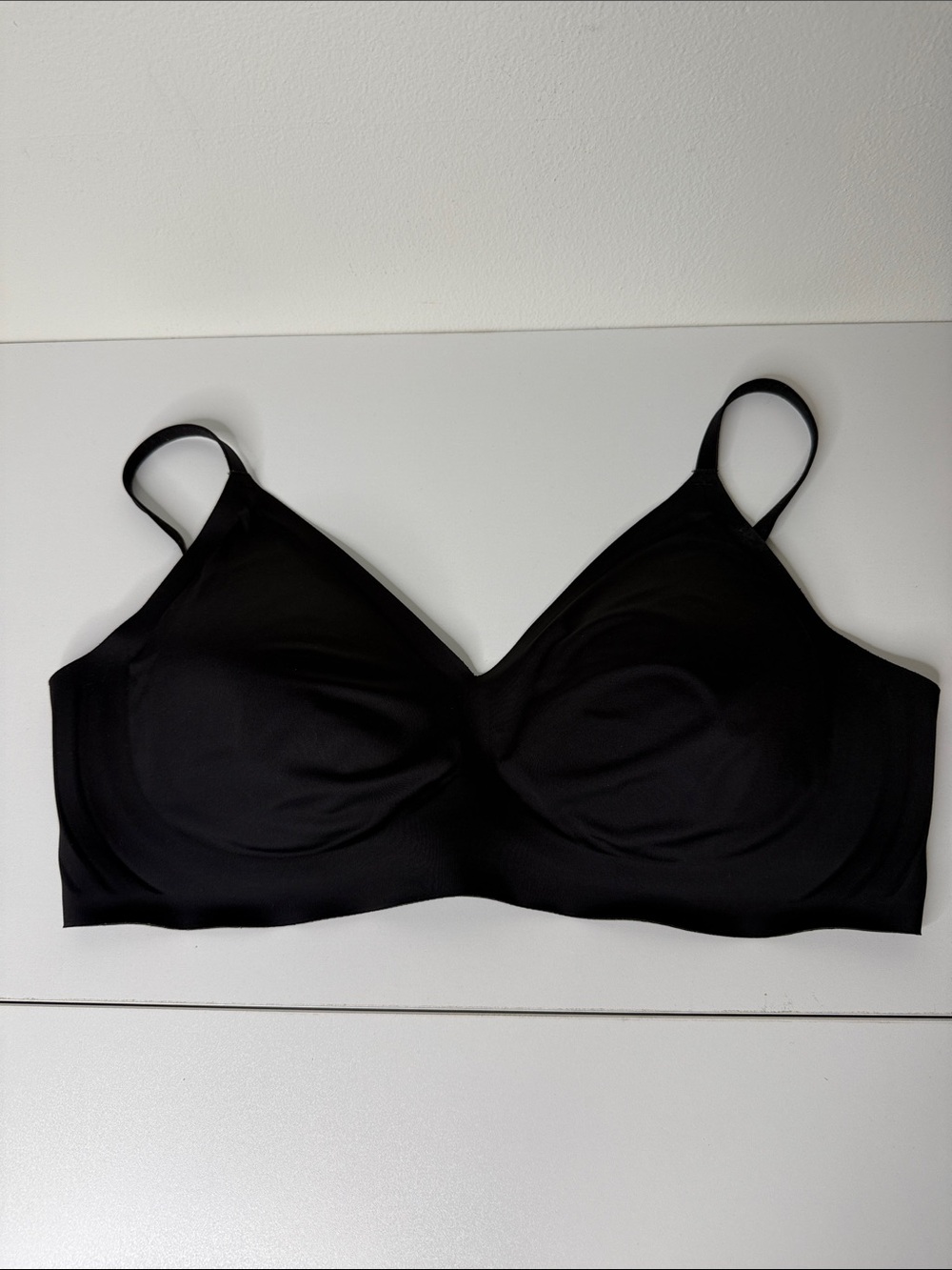EBY Black Seamless Comfort Wireless Bra Size Large